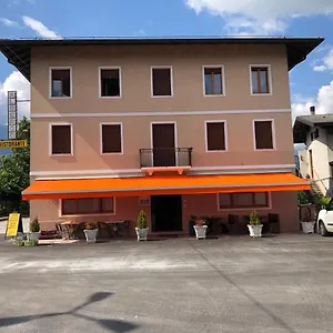 Stazione Santa Giustina (Belluno)