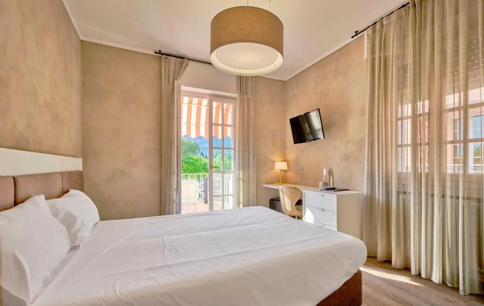 Hotel Conca D'Oro ***S Garda